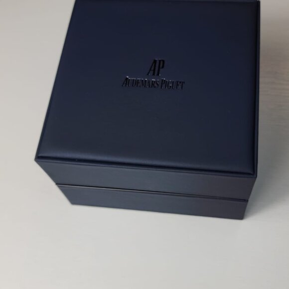 Two-Tone Gold & Silver Iced Out Men’s Watch – Fully Encrusted Luxury Bling Timep - Picture 5 of 5